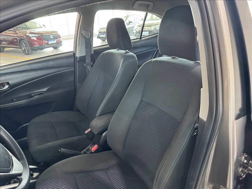 YARIS 1.5 16V FLEX SEDAN XL MULTIDRIVE10