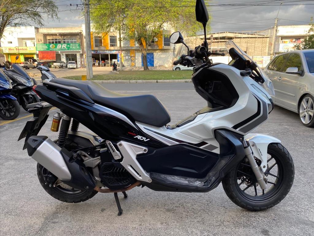 HONDA ADV foto 2