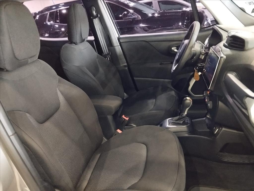RENEGADE 1.8 16V FLEX 4P AUTOMÁTICO12