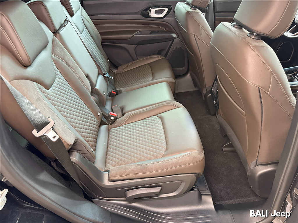 COMMANDER 1.3 T270 TURBO FLEX OVERLAND AT616