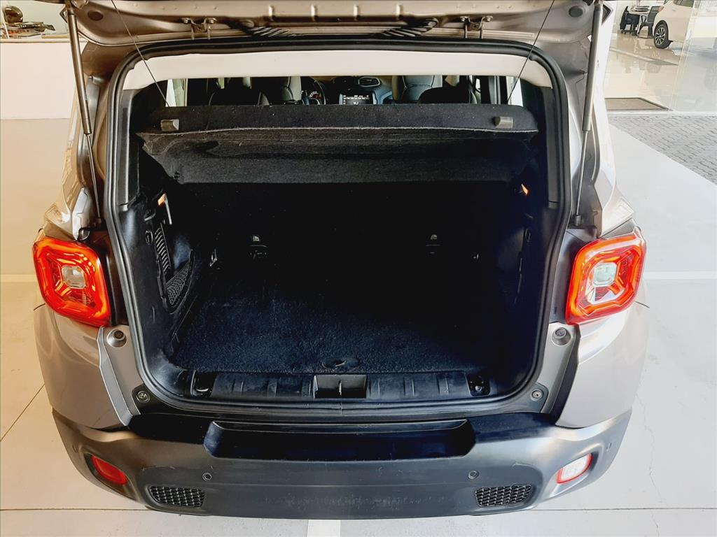 RENEGADE 1.8 16V FLEX LONGITUDE 4P AUTOMÁTICO9