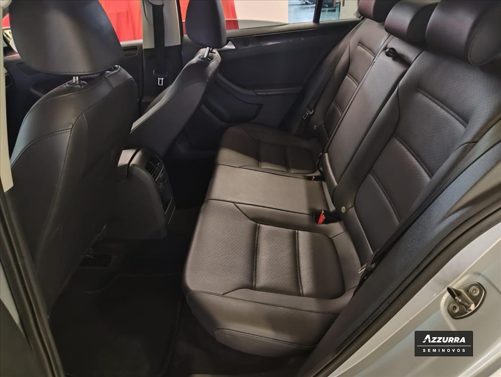 JETTA 2.0 COMFORTLINE FLEX 4P MANUAL13