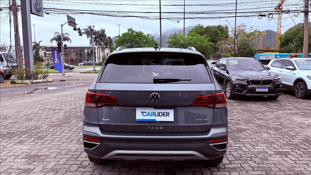 TAOS 1.4 250 TSI TOTAL FLEX HIGHLINE AUTOMÁTICO3