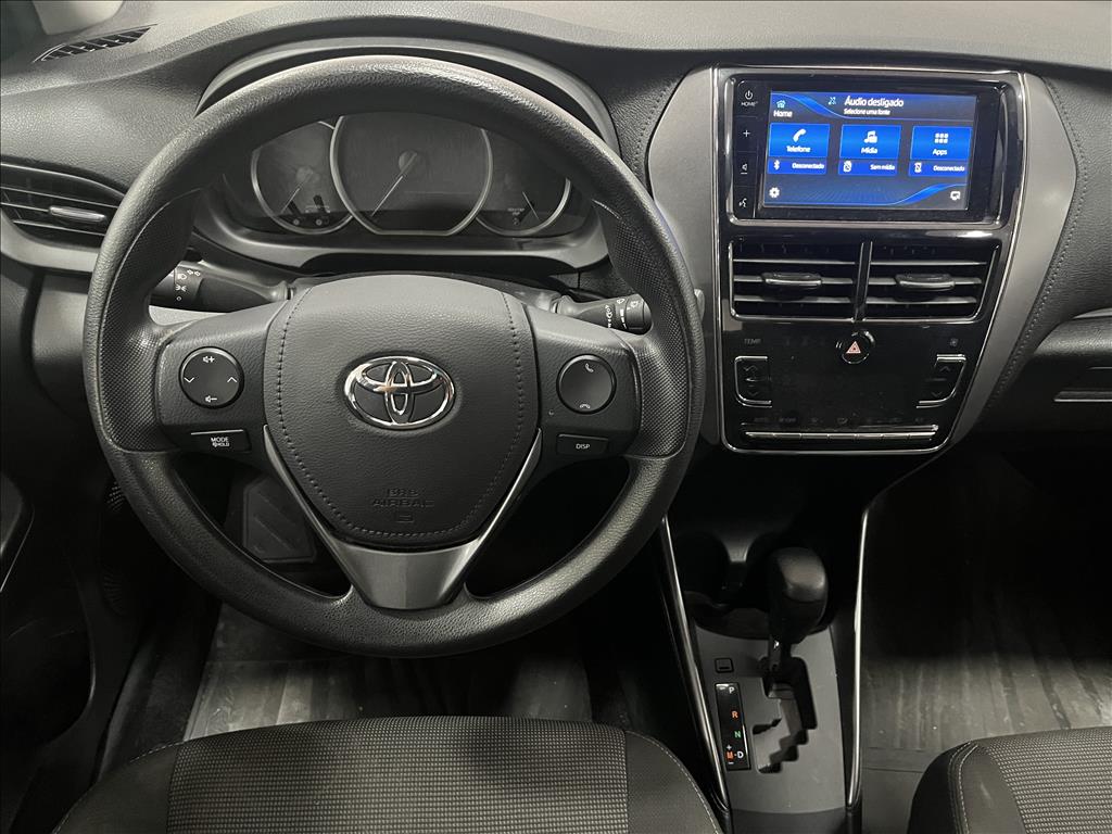 YARIS 1.3 16V FLEX XL LIVE MULTIDRIVE16