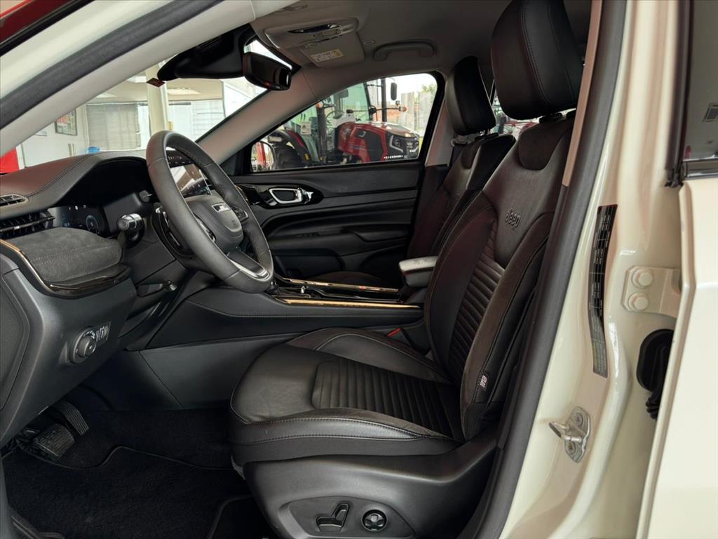 Jeep-COMMANDER-2.0 TD380 TURBO DIESEL LIMITED AT9