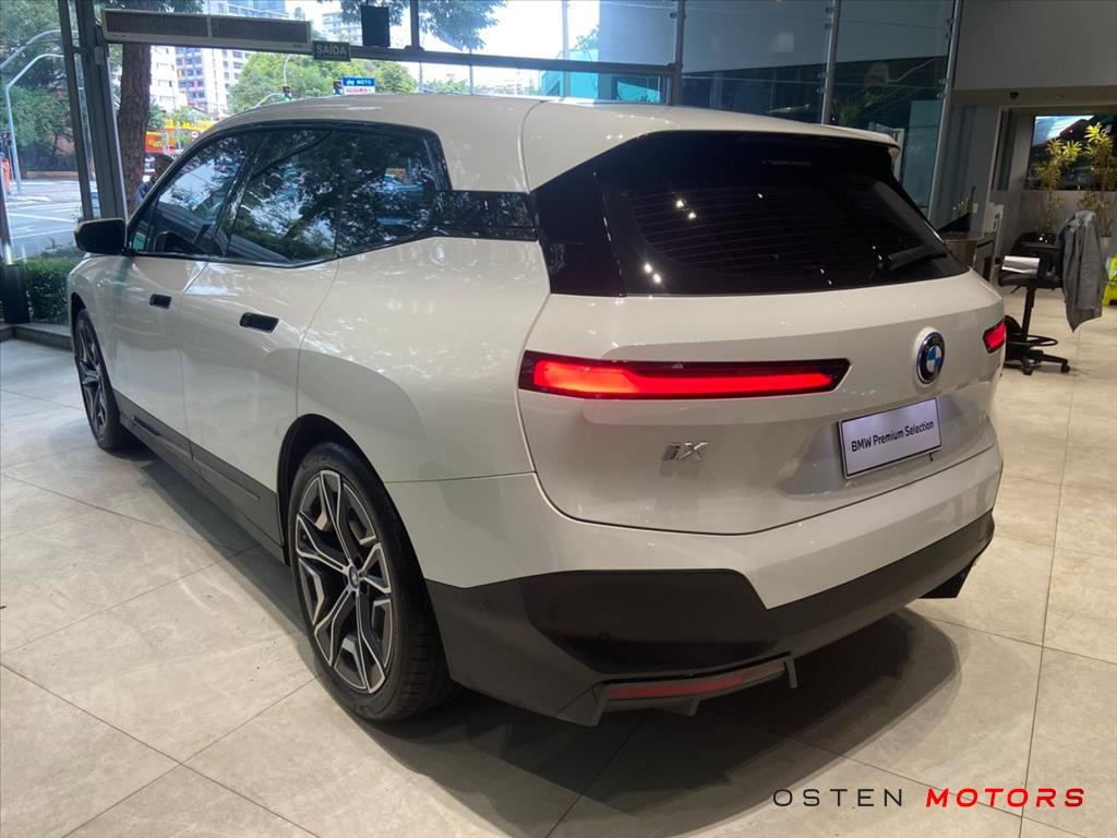 BMW-iX-ELÉTRICO XDRIVE40