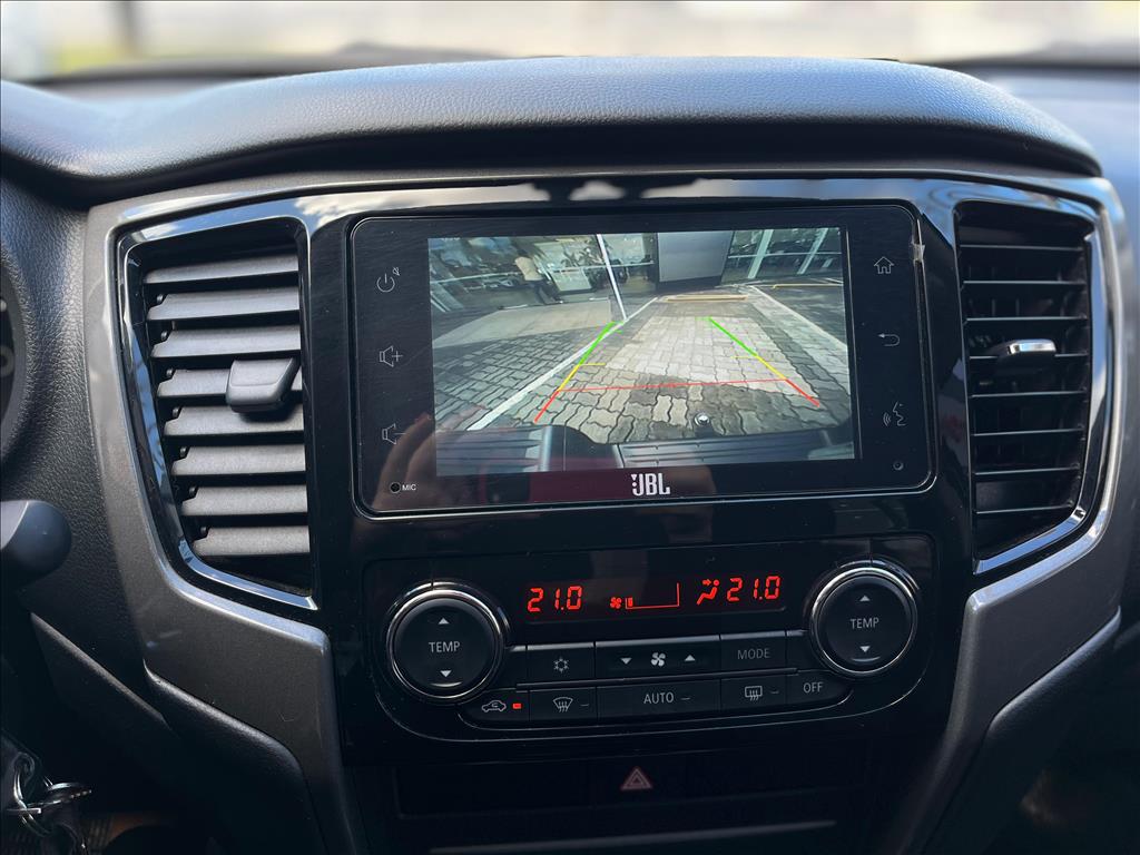 L200 TRITON 2.4 16V TURBO DIESEL SPORT SAVANA CD 4P 4X4 AUTOMÁTICO9