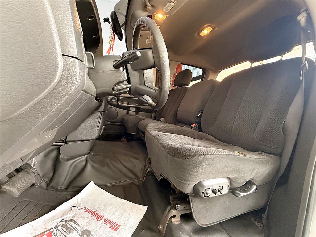 Dodge Ram - 5.9 2500 4X4 CD I6 TURBO INTERCOOLER DIESEL 4P AUTOMÁTICO