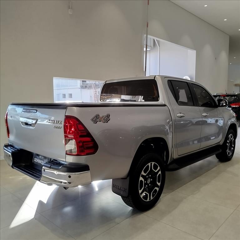 HILUX 2.8 D-4D TURBO DIESEL CD SRV 4X4 AUTOMÁTICO