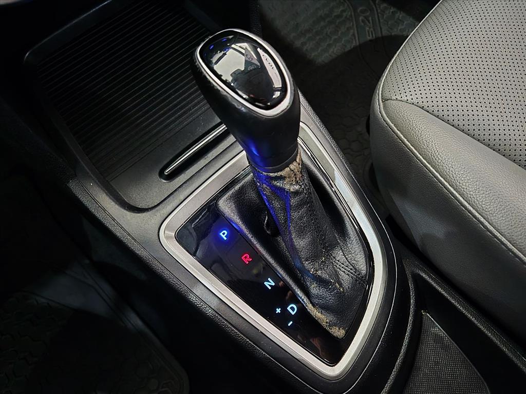 Hyundai-HB20S-1.6 PREMIUM 16V FLEX 4P AUTOMÁTICO