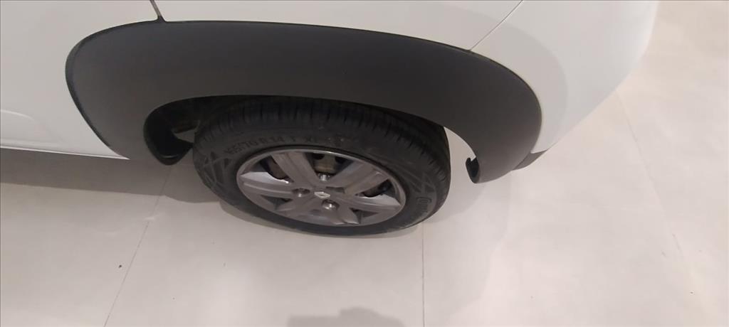 KWID 1.0 12V SCE FLEX ZEN MANUAL9