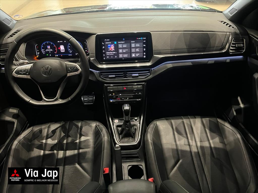 Volkswagen-T-CROSS-1.4 250 TSI TOTAL FLEX HIGHLINE AUTOMÁTICO