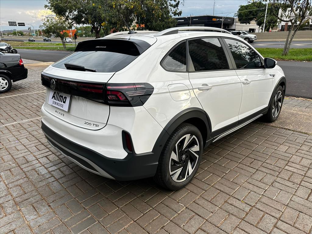 NIVUS 1.0 200 TSI TOTAL FLEX HIGHLINE AUTOMÁTICO3