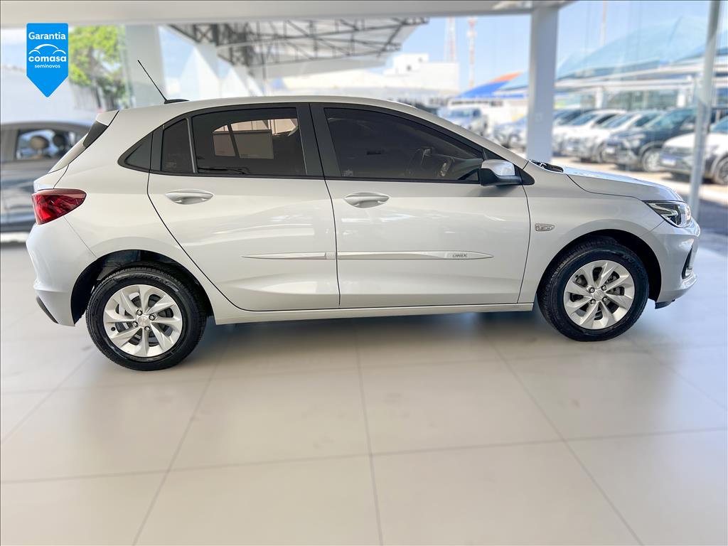 ONIX 1.0 TURBO FLEX LTZ AUTOMÁTICO3