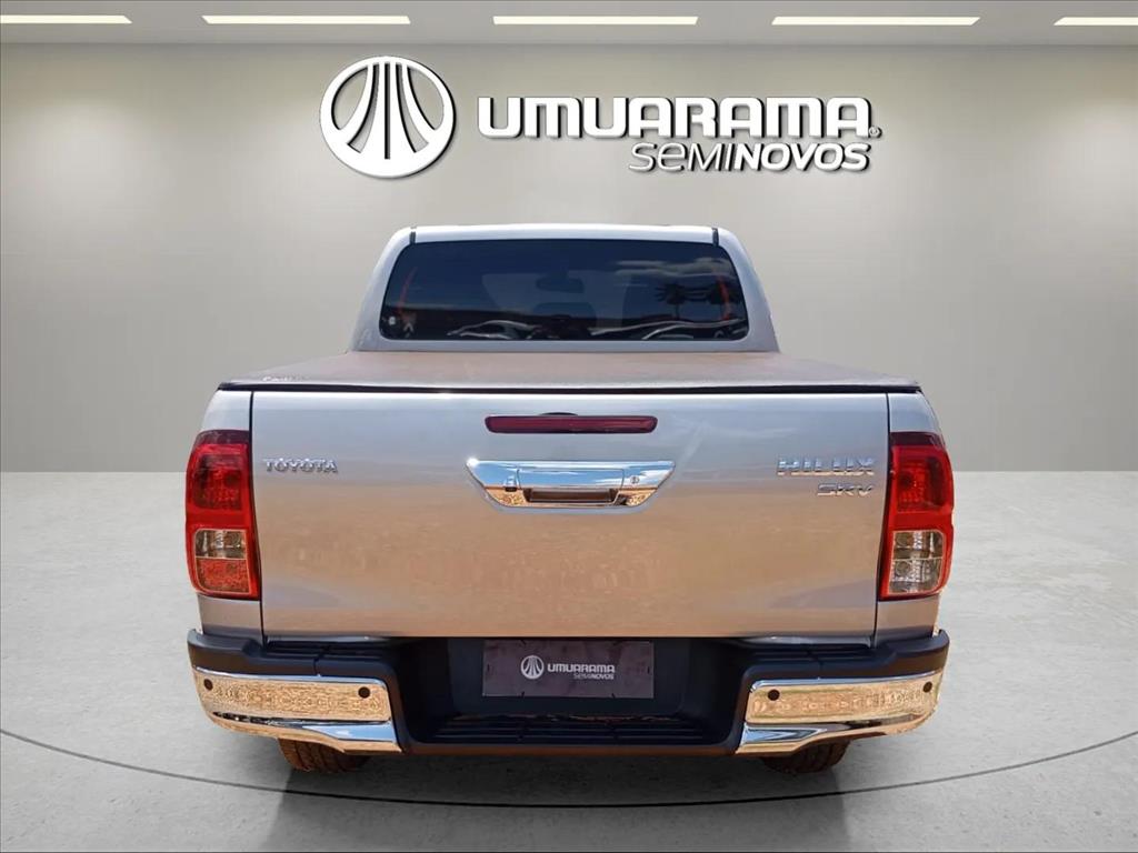 HILUX 2.8 D-4D TURBO DIESEL CD SRV 4X4 AUTOMÁTICO5