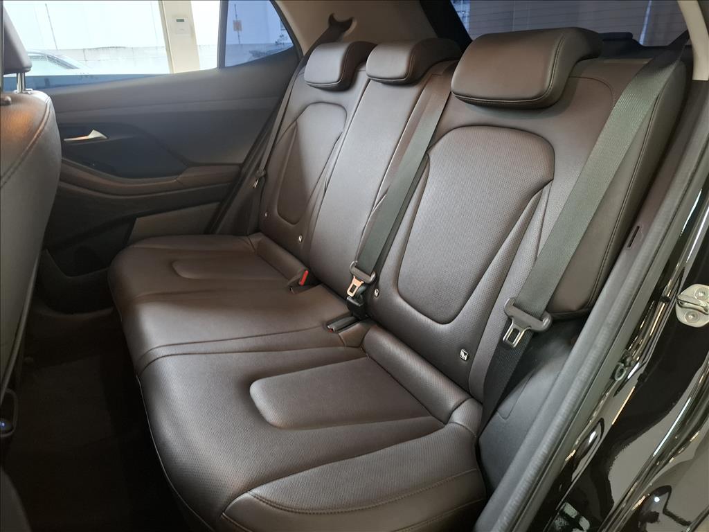 Hyundai-CRETA-1.0 TGDI FLEX PLATINUM AUTOMÁTICO