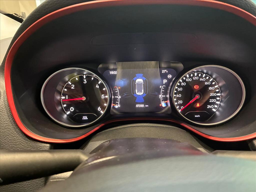 COMPASS 2.0 16V DIESEL TRAILHAWK 4X4 AUTOMÁTICO