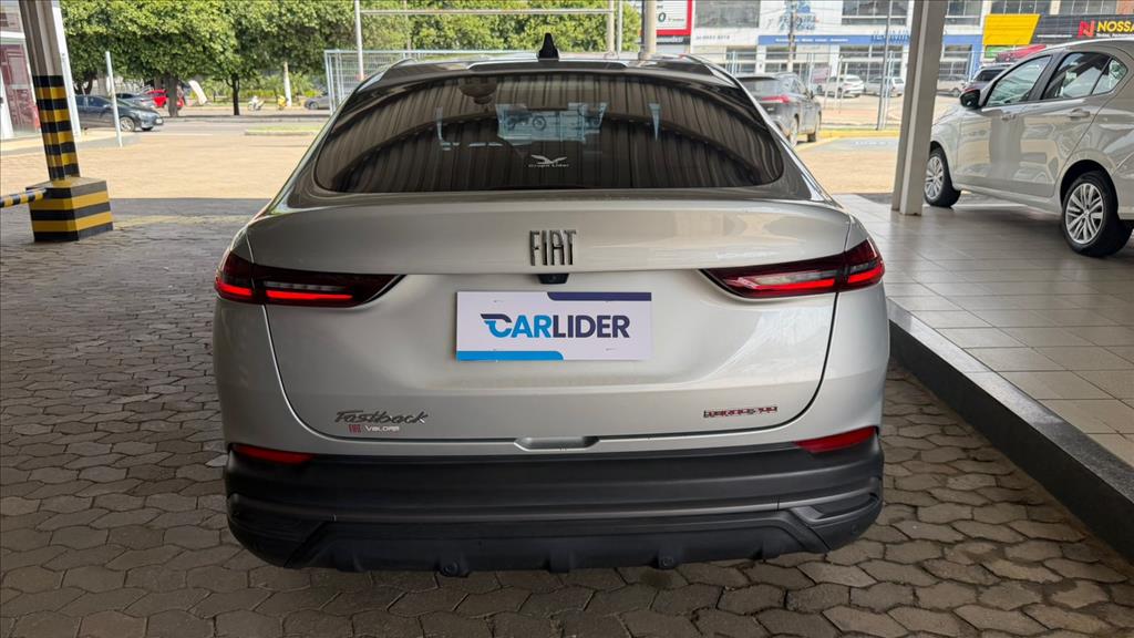 FASTBACK 1.0 TURBO 200 FLEX CVT4