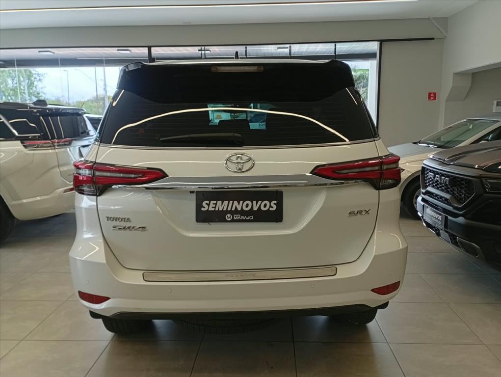HILUX SW4 2.8 D-4D TURBO DIESEL SRX 4X4 AUTOMÁTICO11