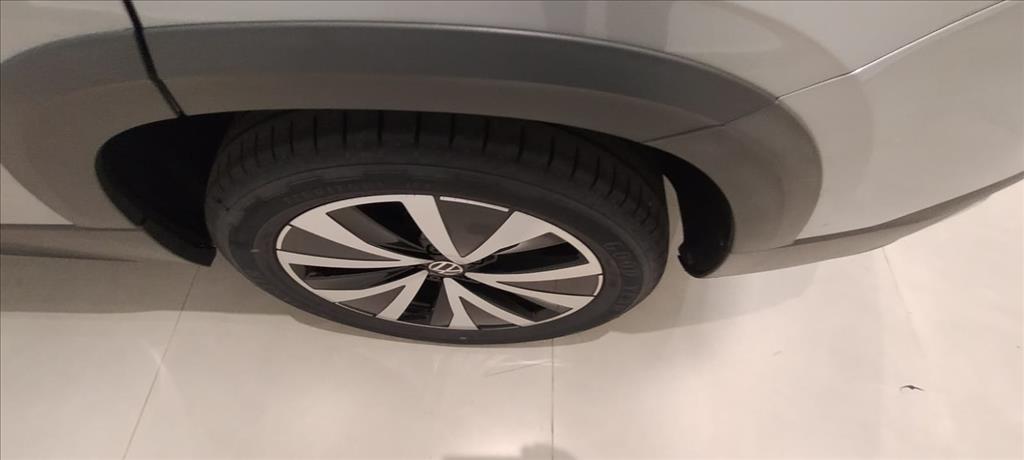 TAOS 1.4 250 TSI TOTAL FLEX HIGHLINE AUTOMÁTICO11
