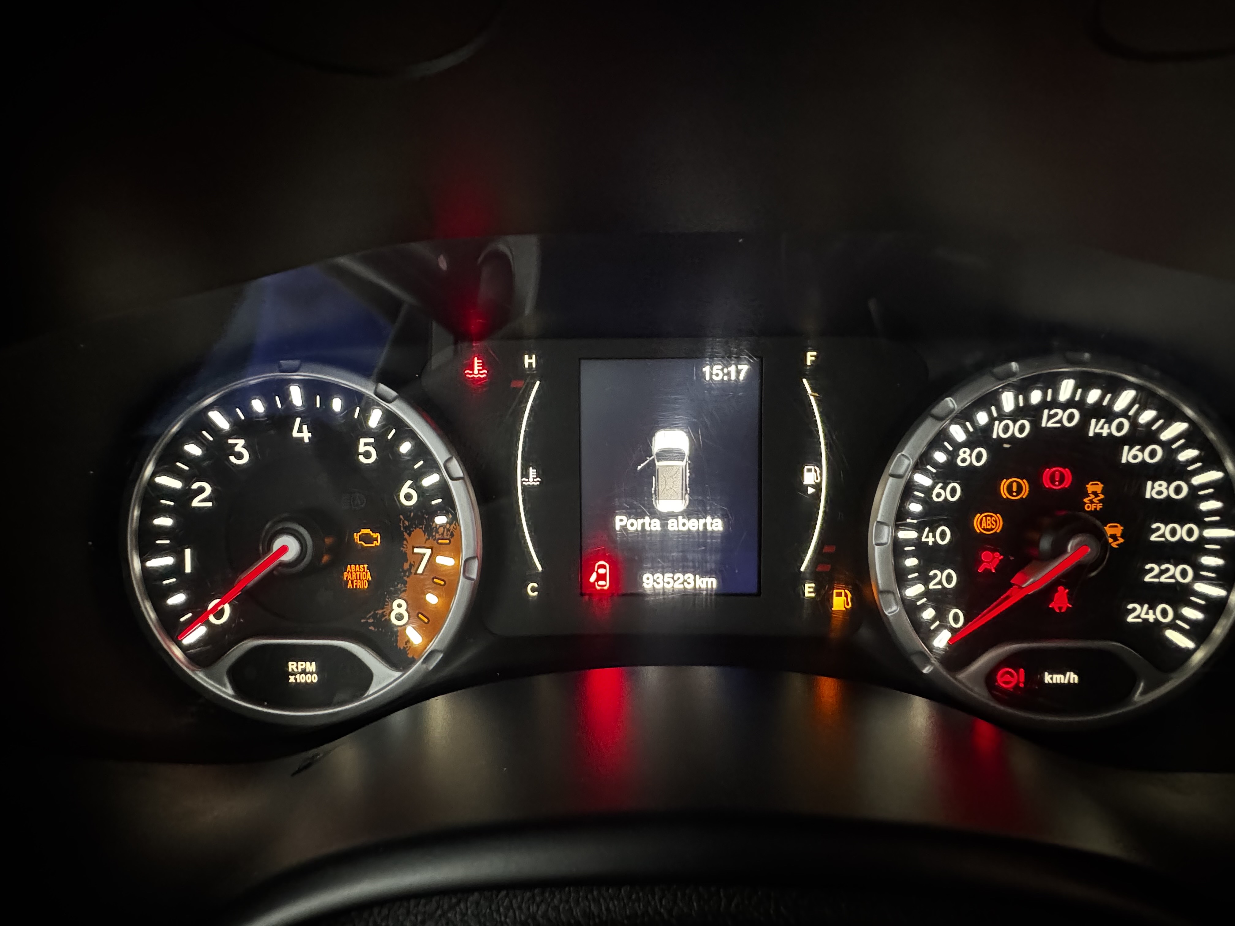 RENEGADE 1.8 16V FLEX SPORT 4P AUTOMÁTICO8