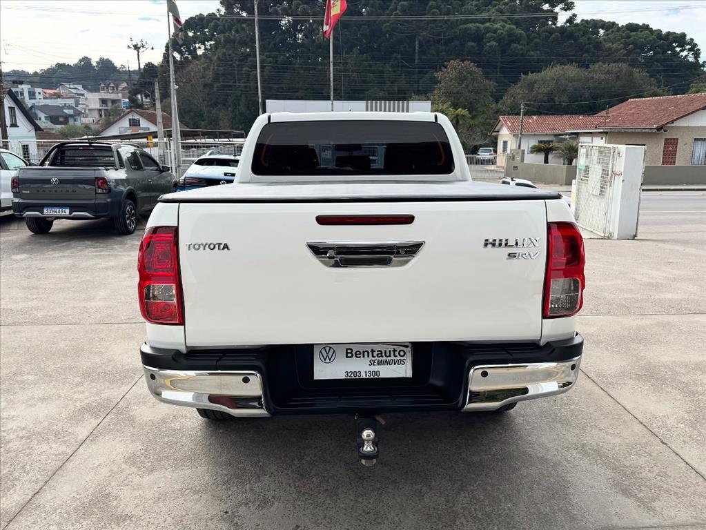 HILUX 2.8 D-4D TURBO DIESEL CD SRV 4X4 AUTOMÁTICO