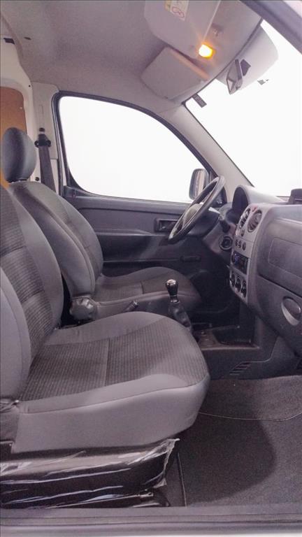 Peugeot-PARTNER-1.6 FURGÃO 800KG 16V FLEX 3P MANUAL