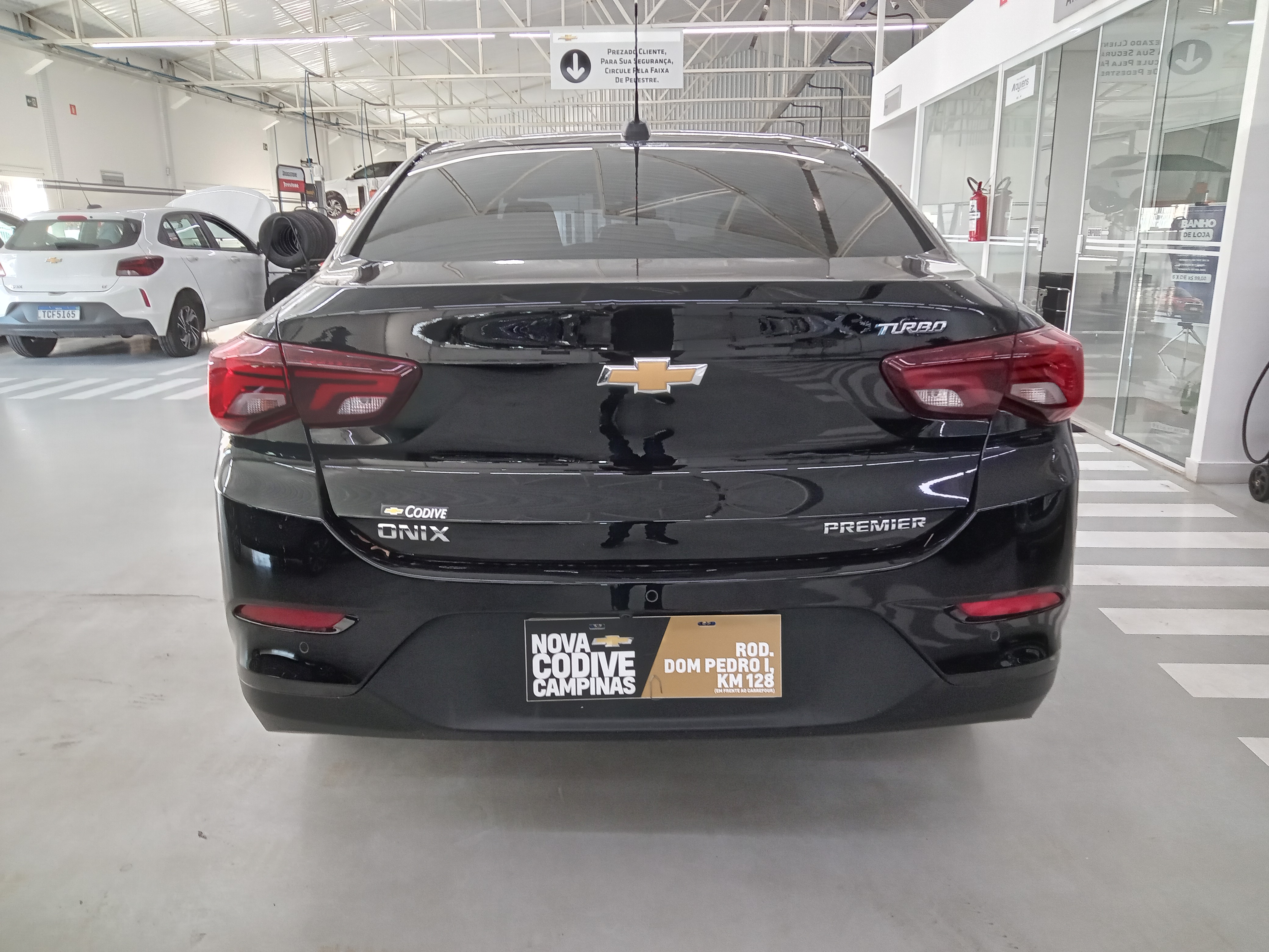 ONIX PLUS 1.0 TURBO FLEX PREMIER AUTOMÁTICO5