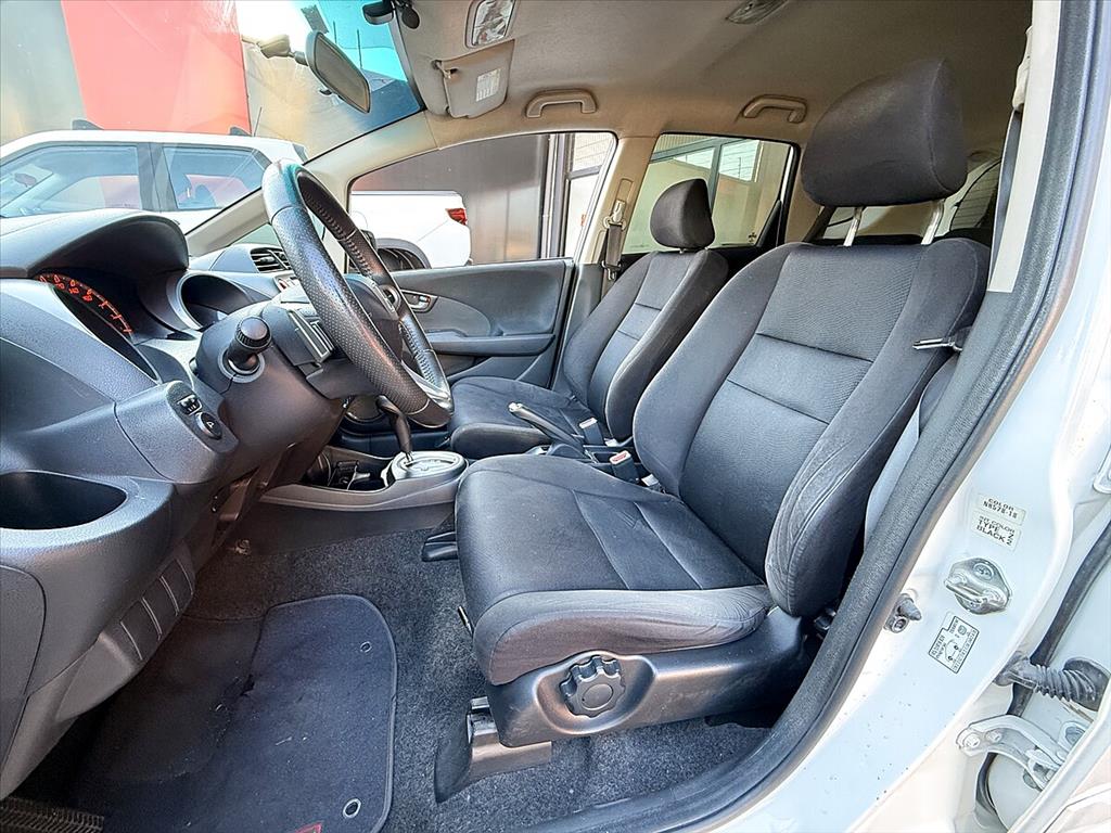 Honda Fit - 1.5 EX 16V FLEX 4P AUTOMÁTICO