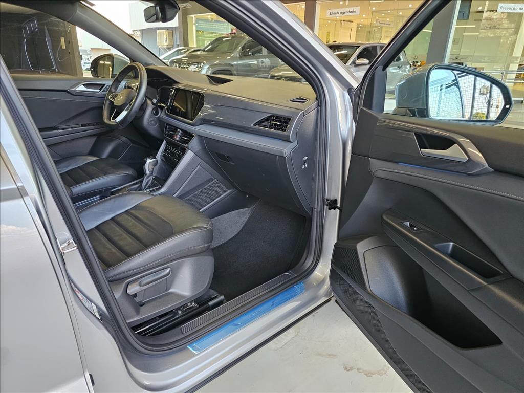 TAOS 1.4 250 TSI TOTAL FLEX HIGHLINE AUTOMÁTICO12