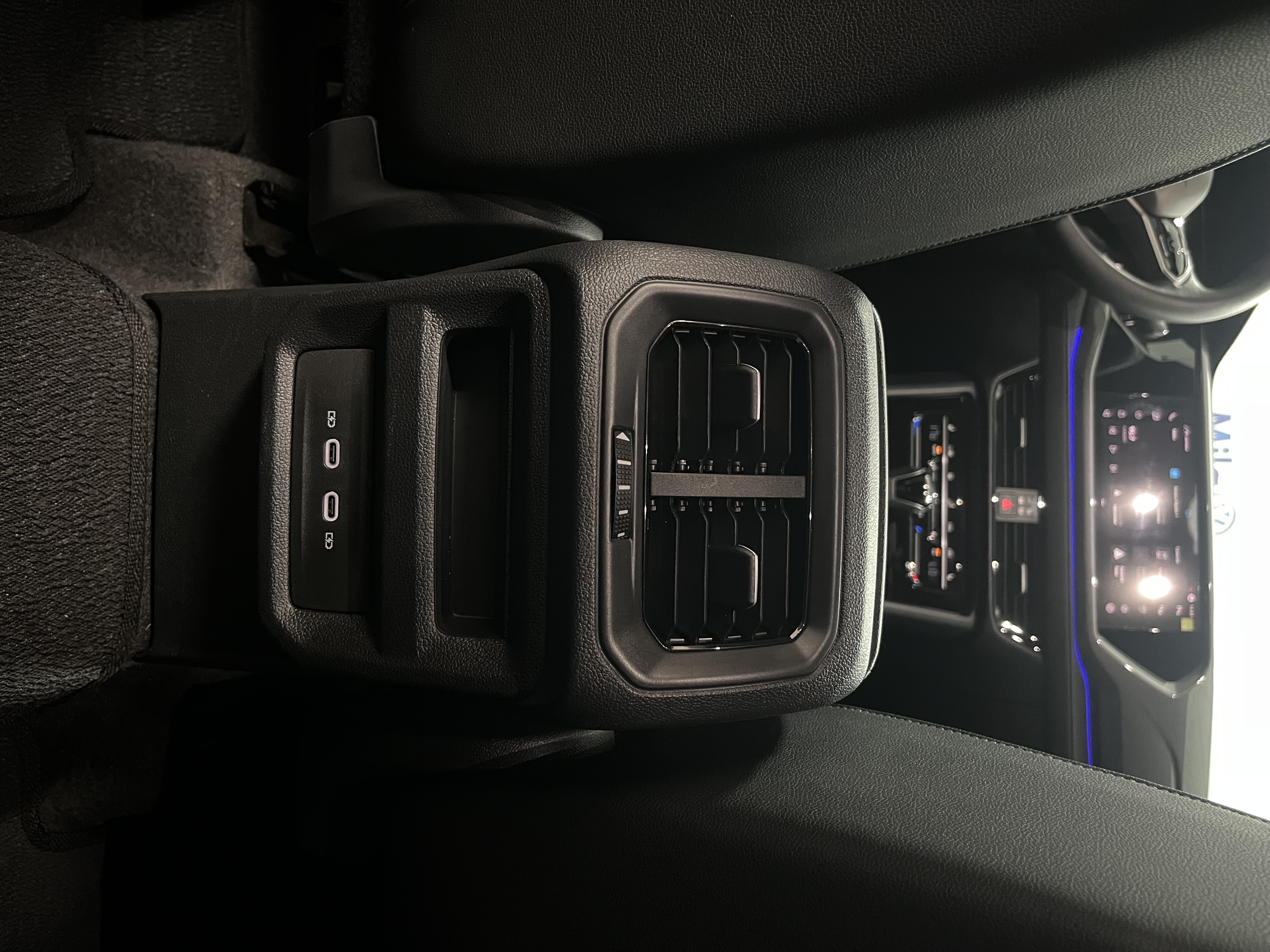 TAOS 1.4 250 TSI TOTAL FLEX HIGHLINE AUTOMÁTICO11