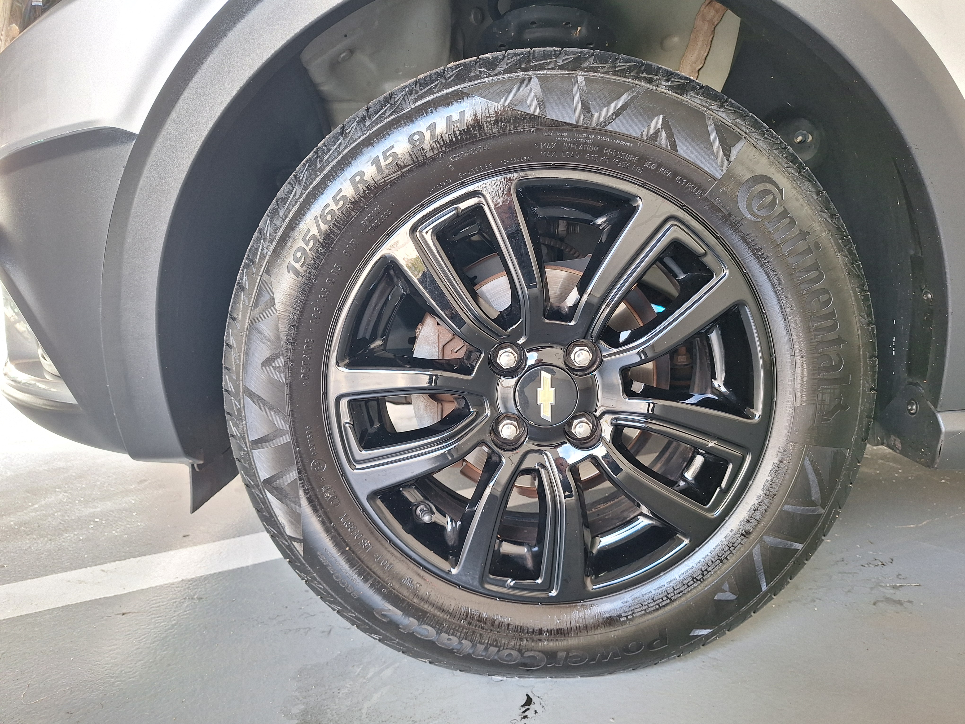GM - Chevrolet-ONIX-1.4 MPFI ACTIV 8V FLEX 4P AUTOMÁTICO