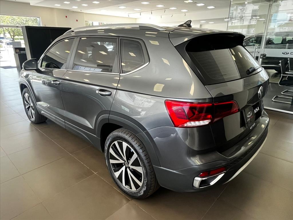 VW - Volkswagen-TAOS-1.4 250 TSI TOTAL FLEX HIGHLINE AUTOMÁTICO