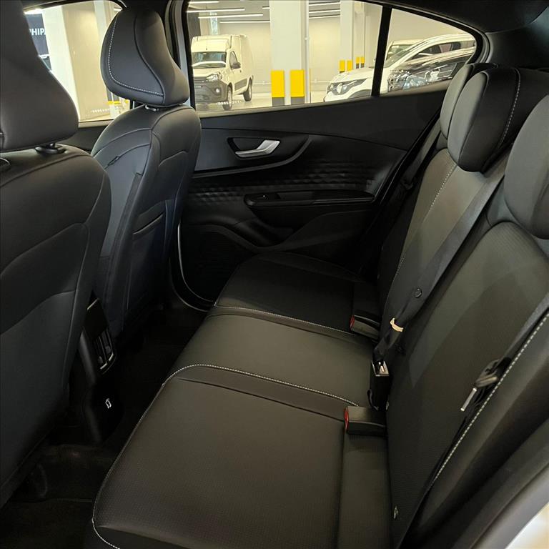 FASTBACK 1.0 TURBO 200 HYBRID IMPETUS CVT9