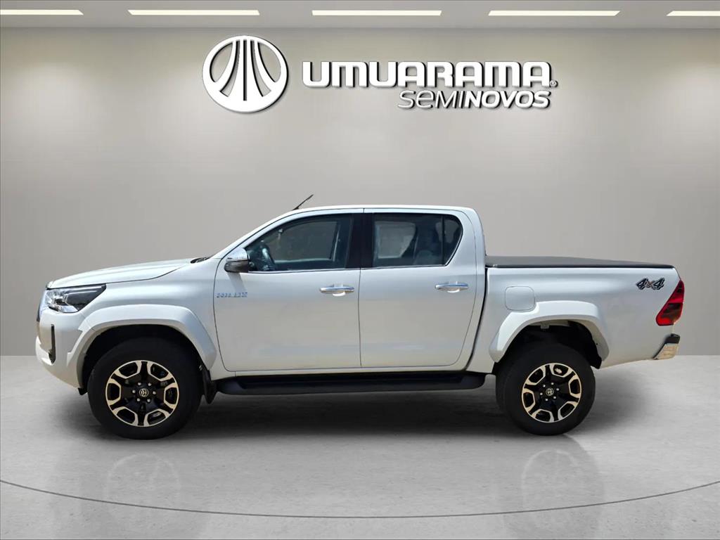 HILUX 2.8 D-4D TURBO DIESEL CD SRX 4X4 AUTOMÁTICO6