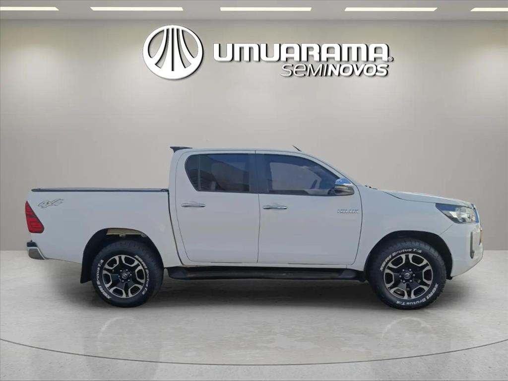 HILUX 2.8 D-4D TURBO DIESEL CD SRV 4X4 AUTOMÁTICO6