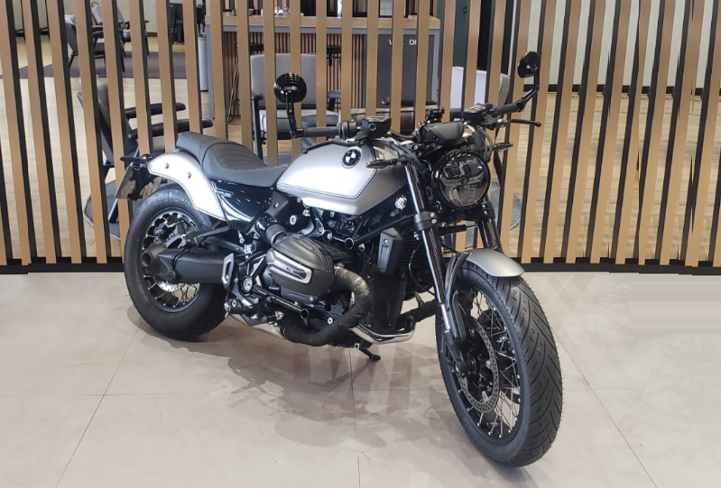 BMW Motorrad-R-12 CRUISE