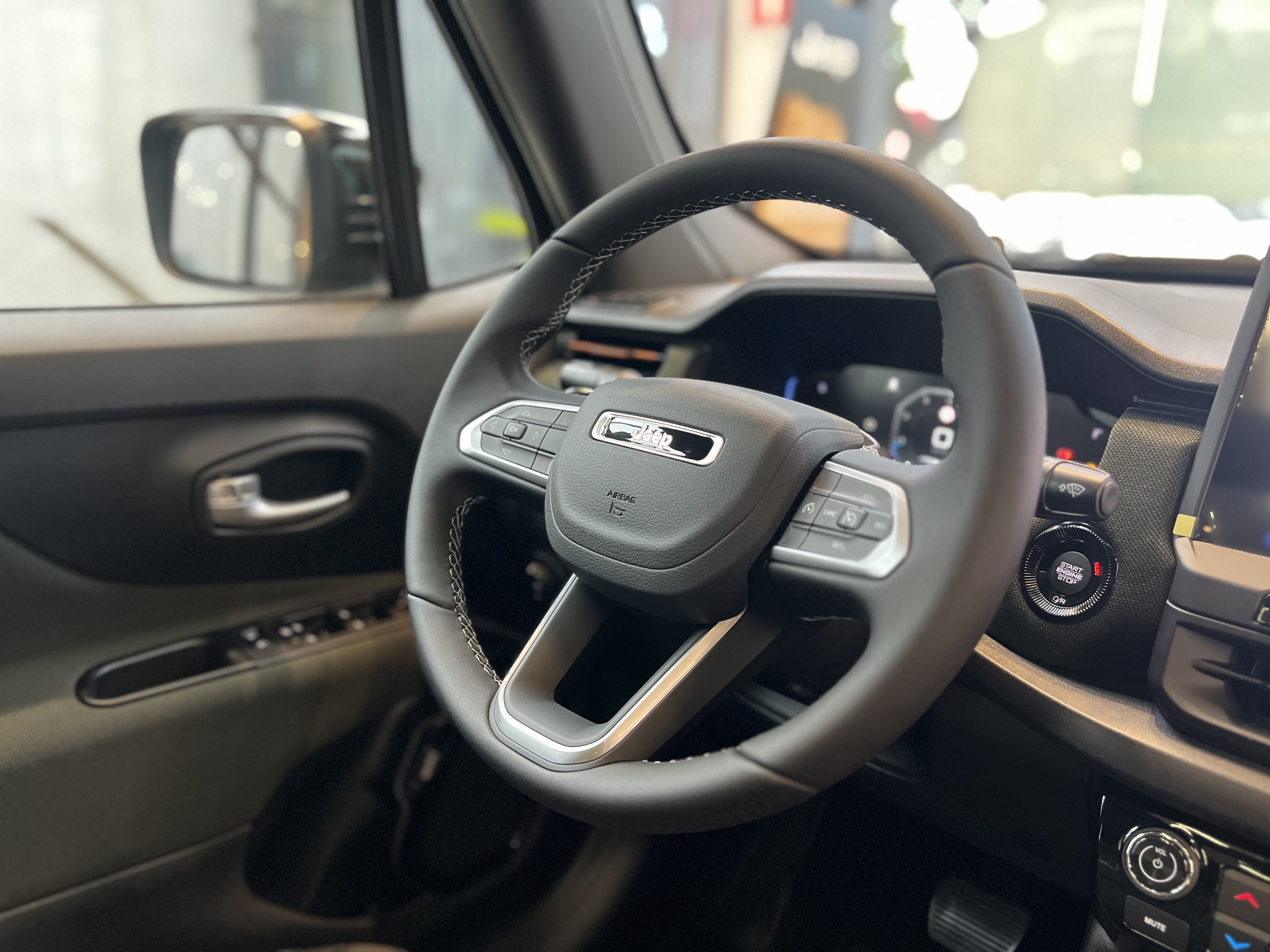 Jeep-RENEGADE-1.3 T270 TURBO FLEX WILLYS 4X4 AT9