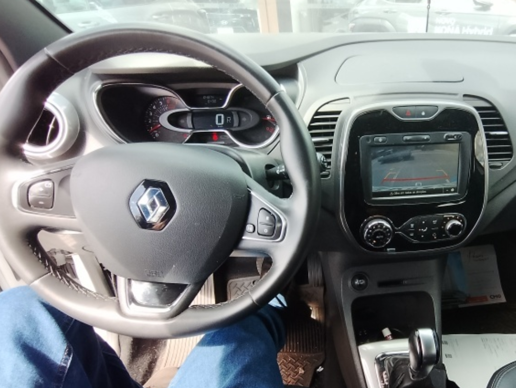 Renault-CAPTUR-1.6 16V SCE FLEX BOSE X-TRONIC
