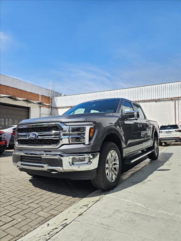Ford-F-150-5.0 V8 GASOLINA CD LARIAT FX4 AUTOMÁTICO