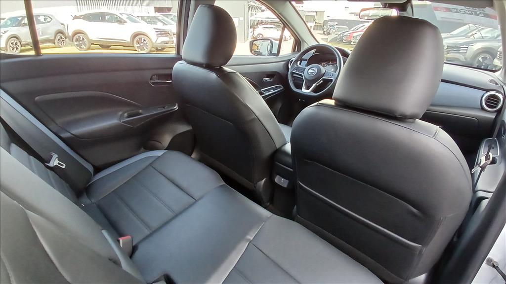 VERSA 1.6 16V FLEX EXCLUSIVE XTRONIC13