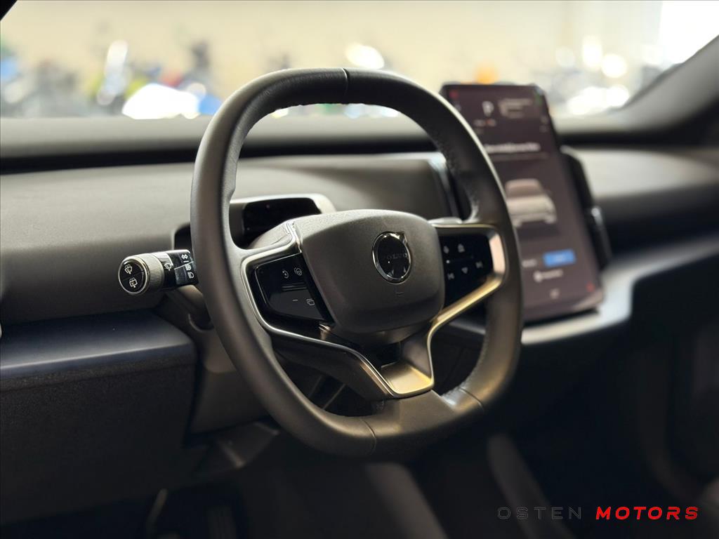 Volvo-EX30-69 KW ELÉTRICO CORE