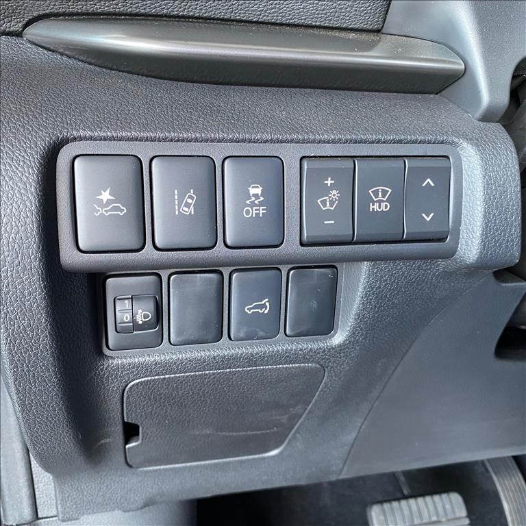 Mitsubishi-ECLIPSE CROSS-1.5 MIVEC TURBO GASOLINA HPE-S BLACK S-AWC CVT