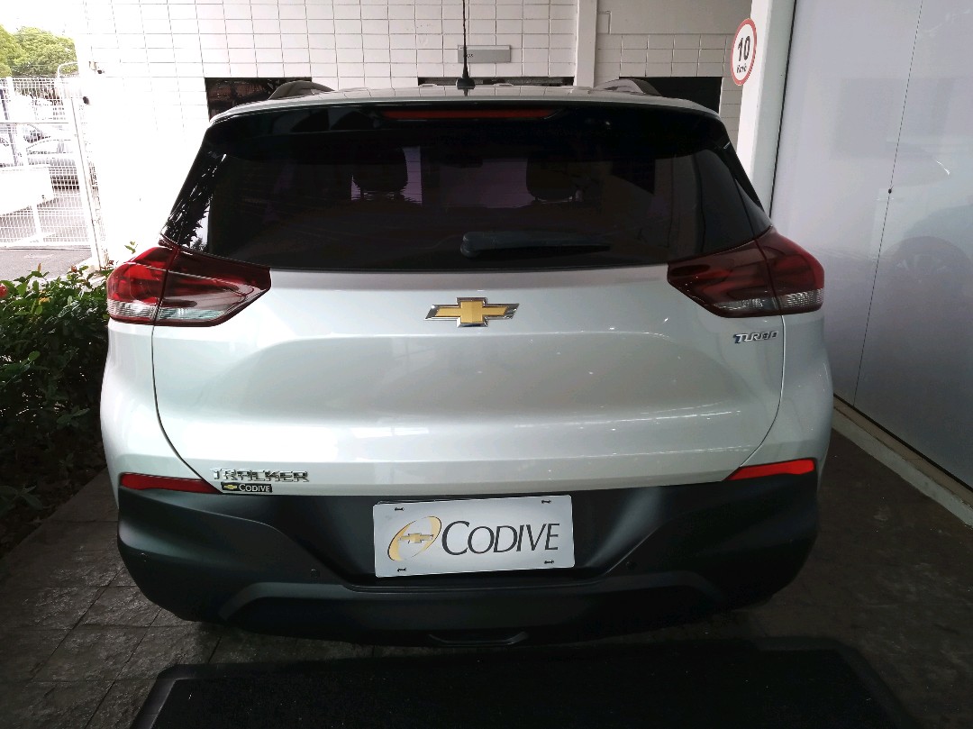 TRACKER 1.0 TURBO FLEX AUTOMÁTICO3