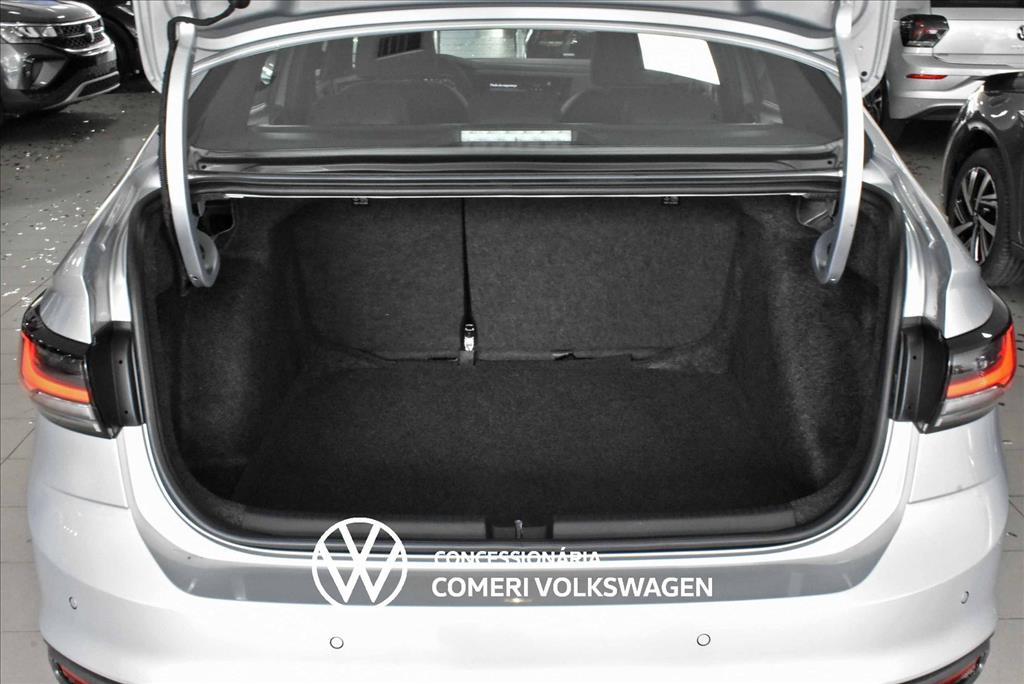 VIRTUS 1.4 250 TSI EXCLUSIVE AUTOMÁTICO4