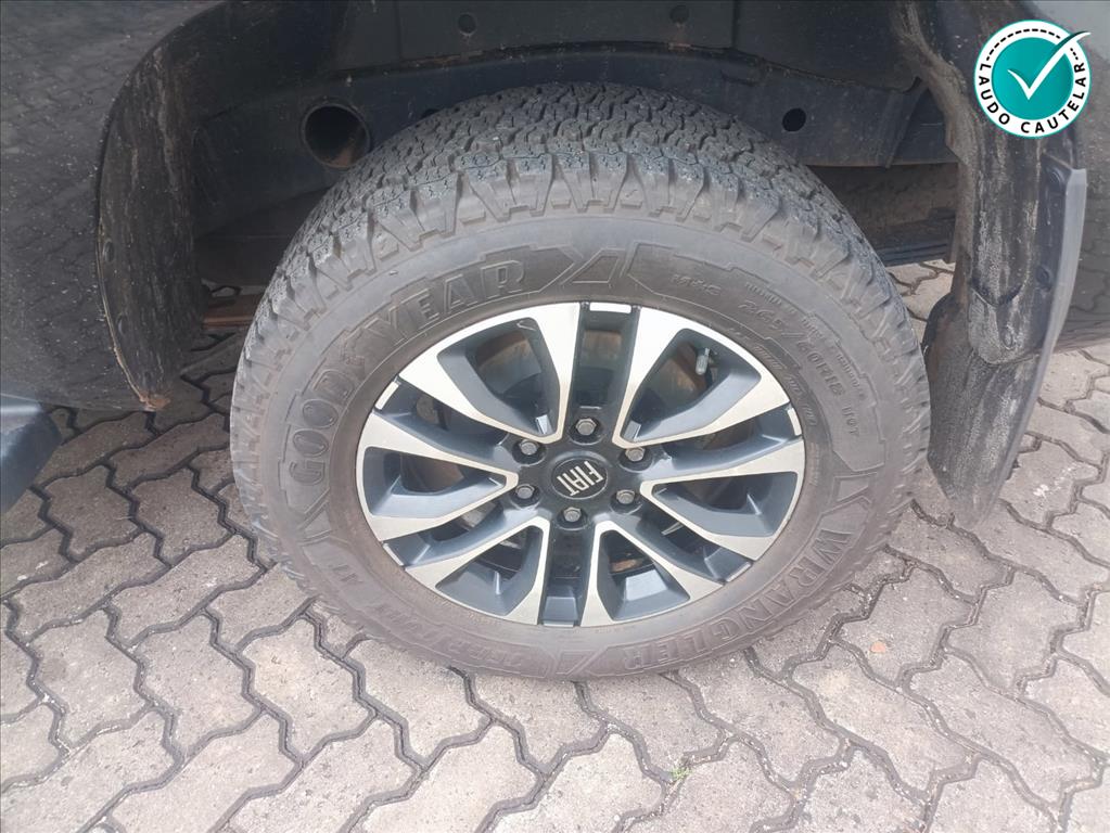 TITANO 2.2 TURBO DIESEL RANCH 4X4 AT611