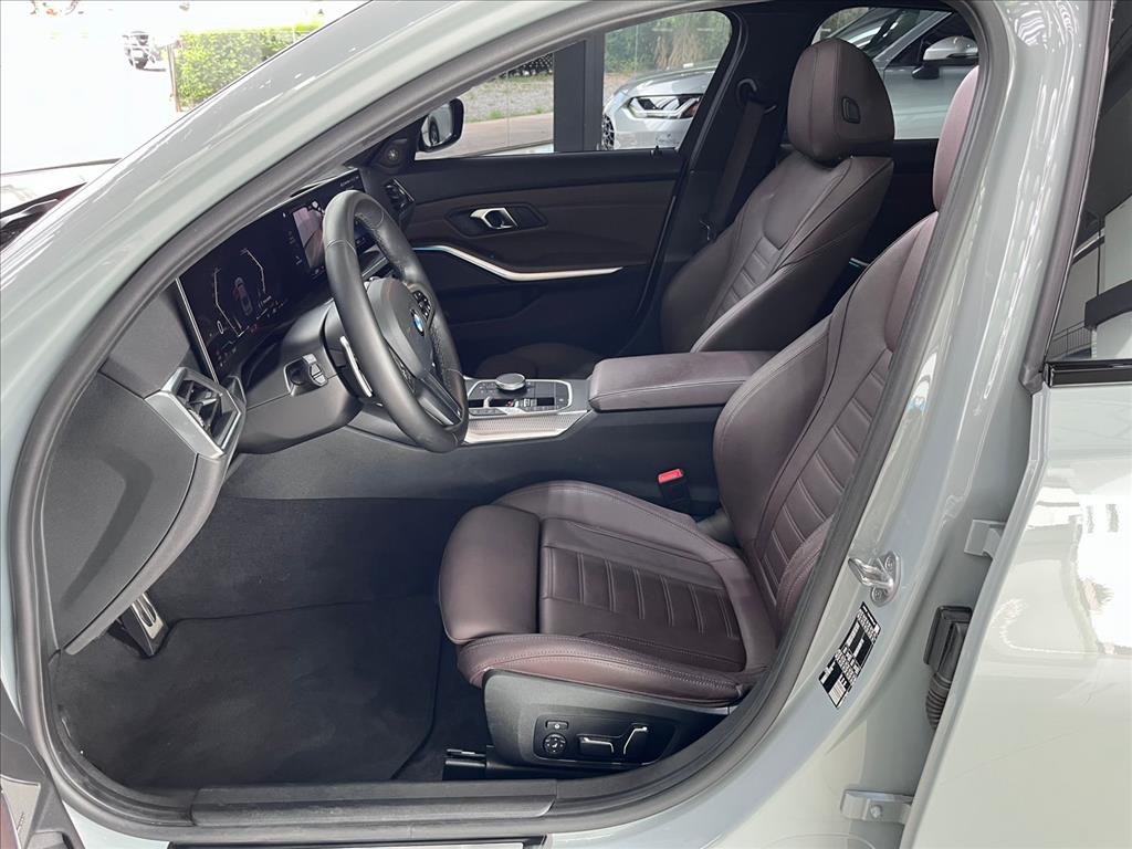 BMW-320i-2.0 16V TURBO FLEX M SPORT AUTOMÁTICO