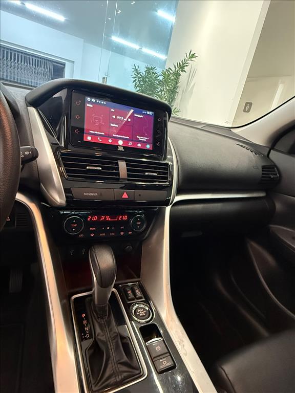 Mitsubishi-ECLIPSE CROSS-1.5 MIVEC TURBO GASOLINA HPE-S CVT