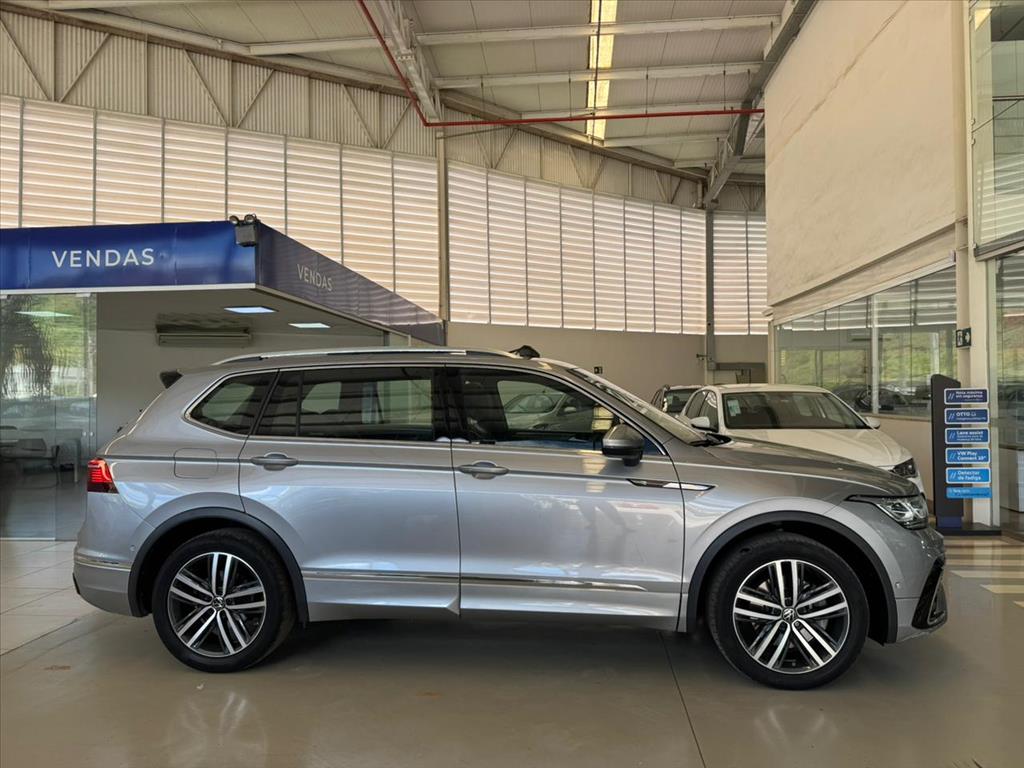 TIGUAN 2.0 300 TSI GASOLINA ALLSPACE R-LINE AUTOMÁTICO1