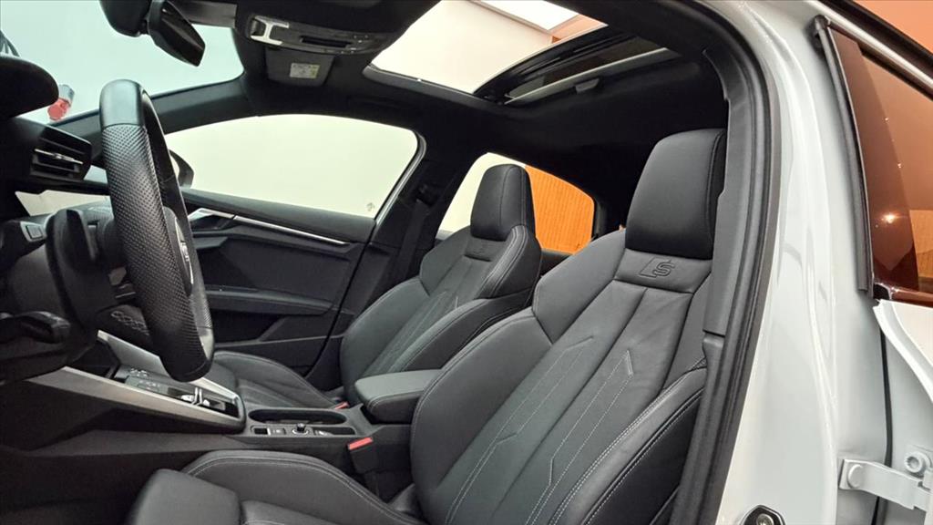 A3 2.0 40 TFSI MHEV SEDAN PERFORMANCE BLACK S-TRONIC6